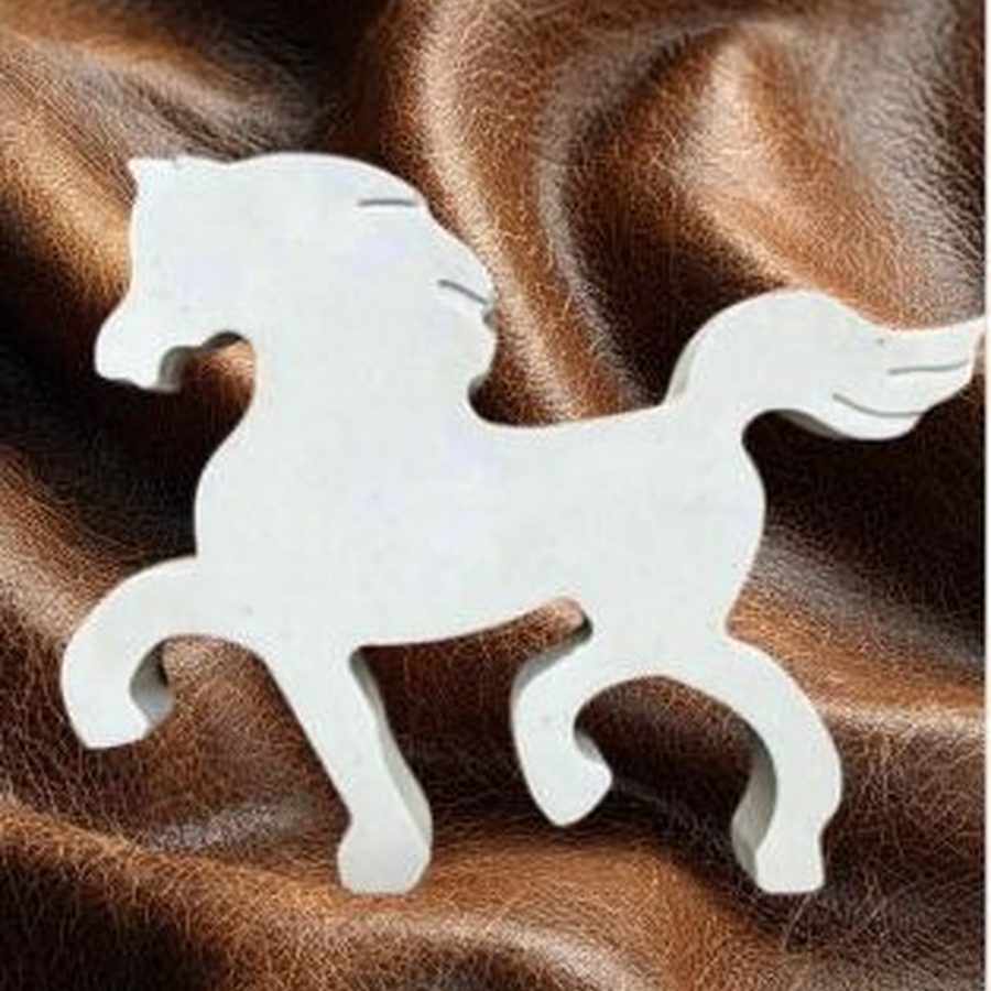 Caballo — Mom&Co.
