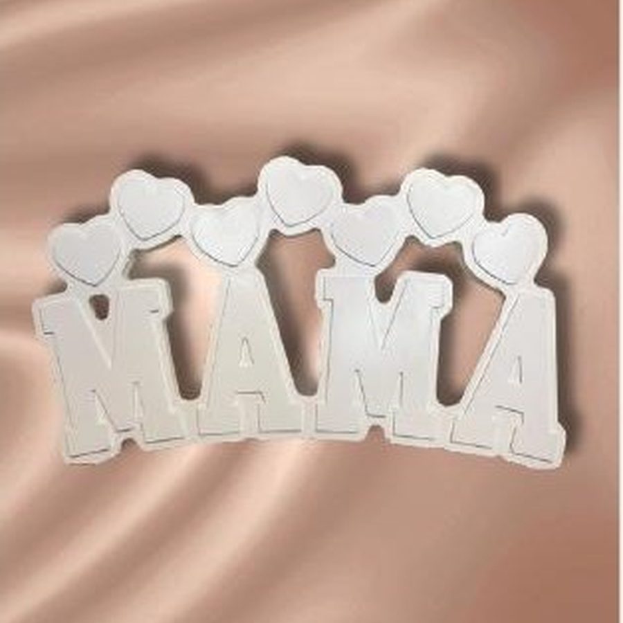 Mamá con Corazones — Mom&Co.