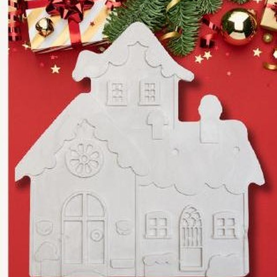 Casita de Navidad — Mom&Co.
